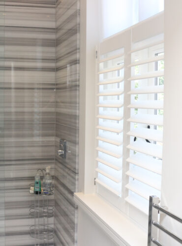 wolds shutters cafe style shutters bathroom-1